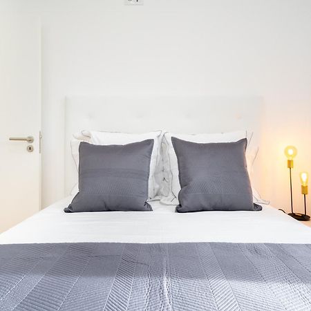 Beato Premium River View In Quiet Area Lisbon Exterior photo